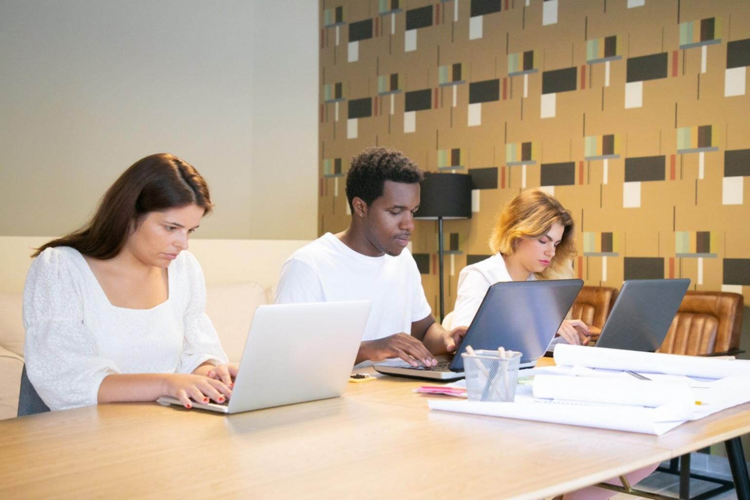 Financial data analysis and forecasting work